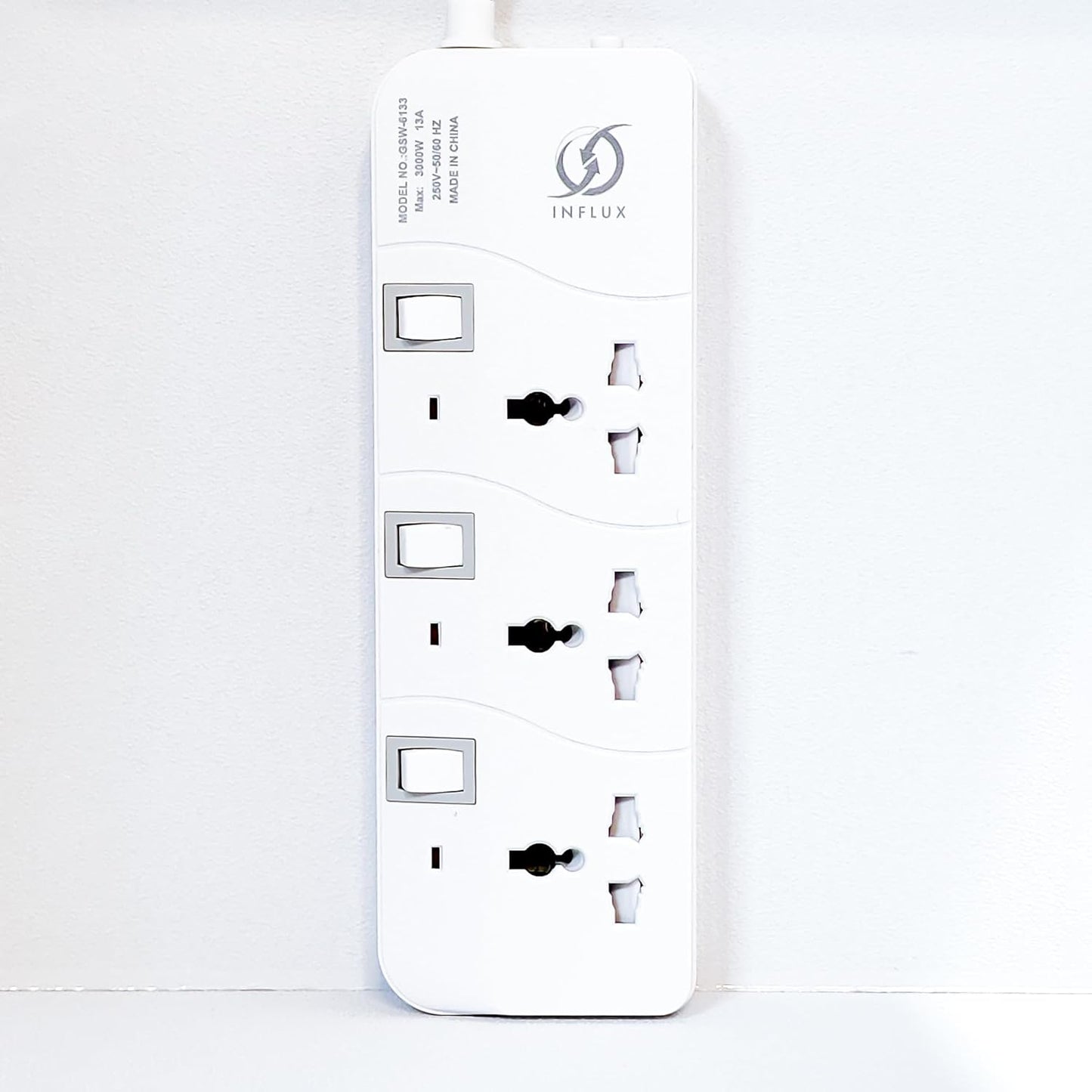 INFLUX Extension Cord, 3-Outlet 3-Meter, Versatile Multi-Plug Power Extension Cable for Safe and Efficient Power Distribution – Ideal Extension Plug for Home, Office with individual safety buttons INFLUX